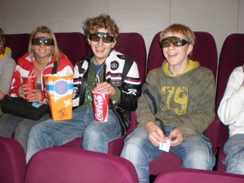Z kina jsme byli nadšení.