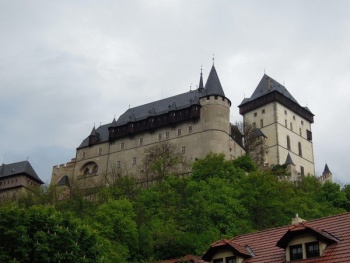 Karlštejn a Koněpruské jeskyně - 7. 5. (2. stupeň)